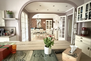 Maison à vendre 8 pièces de 157 m² à Boissy-Saint-Léger