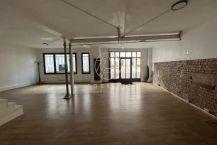 Local commercial à louer de 73 m² à Paris