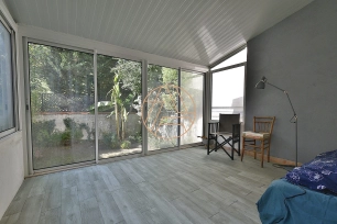 Maison à vendre 3 pièces de 77 m² à Saint-Maur-des-Fossés