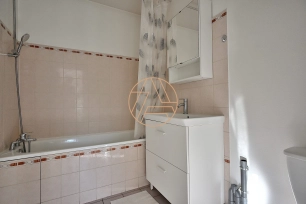 Appartement à vendre 1 pièces de 30,41 m² à Saint-Maur-des-Fossés