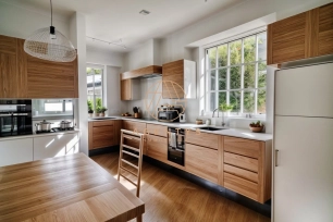 Maison à vendre 10 pièces de 249,43 m² à Saint-Maur-des-Fossés