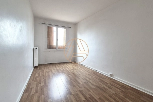 Appartement à vendre 3 pièces de 62 m² à Saint-Maur-des-Fossés