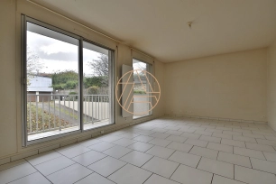 Appartement à vendre 2 pièces de 47 m² à Saint-Maur-des-Fossés