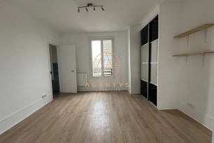 Appartement à louer 2 pièces de 41,66 m² à Saint-Maur-des-Fossés