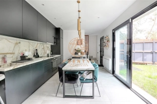 Maison à vendre 4 pièces de 102 m² à Saint-Maur-des-Fossés