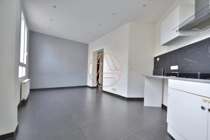 Appartement à louer 2 pièces de 40 m² à Saint-Maur-des-Fossés