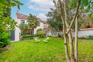 Maison à vendre 7 pièces de 160,21 m² à Saint-Maur-des-Fossés