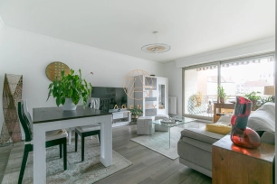 Appartement à vendre 2 pièces de 47,67 m² à Saint-Maur-des-Fossés