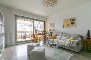 Appartement à vendre 2 pièces de 47,67 m² à Saint-Maur-des-Fossés