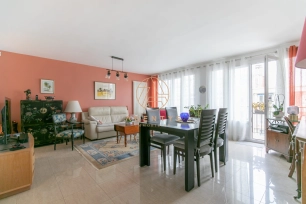 Appartement à vendre 3 pièces de 58 m² à Saint-Maur-des-Fossés