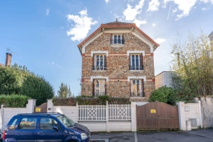 Maison à vendre 7 pièces de 162 m² à Le Perreux-sur-Marne