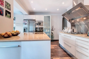 Maison à vendre 6 pièces de 87,22 m² à Saint-Maur-des-Fossés