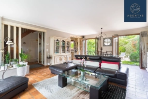 Maison à vendre 6 pièces de 135 m² à Ormesson-sur-Marne