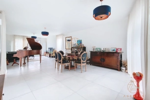 Maison à vendre 7 pièces de 165 m² à Saint-Maur-des-Fossés