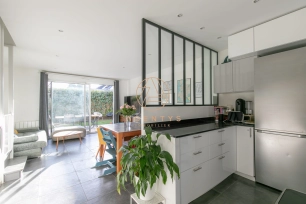 Maison à vendre 5 pièces de 80,19 m² à Saint-Maur-des-Fossés