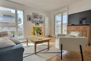 Appartement loué 3 pièces de 68,45 m² à Saint-Maur-des-Fossés