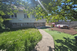 Maison à vendre 6 pièces de 140 m² à Villiers-sur-Marne