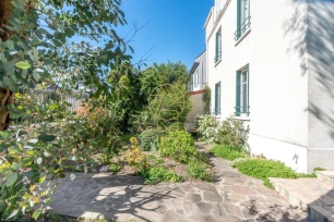 Maison à vendre 5 pièces de 145,38 m² à Le Perreux-sur-Marne