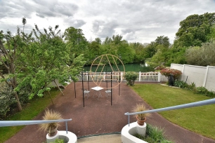 Maison à vendre 6 pièces de 174,44 m² à Chennevières-sur-Marne