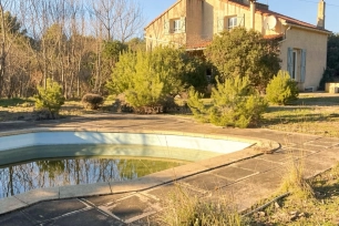 Maison à vendre 4 pièces de 105 m² à Jouques