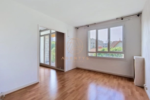 Appartement à vendre 4 pièces de 70,13 m² à Joinville-le-Pont