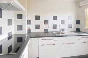 Appartement à vendre 1 pièces de 27 m² à Saint-Maur-des-Fossés