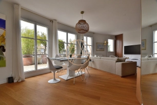 Appartement à vendre 2 pièces de 61 m² à Saint-Maur-des-Fossés