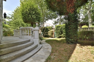 Maison à vendre 8 pièces de 200 m² à Saint-Maur-des-Fossés