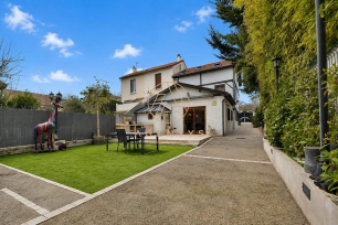 Maison à vendre 6 pièces de 175 m² à Champigny-sur-Marne