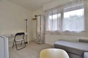 Appartement à louer 1 pièces de 14,18 m² à Saint-Maur-des-Fossés