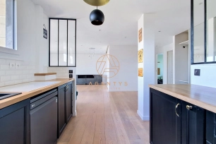 Appartement à vendre 4 pièces de 82 m² à Saint-Maur-des-Fossés