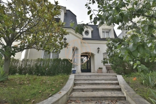 Maison à vendre 7 pièces de 150 m² à Saint-Maur-des-Fossés