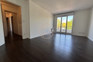 Appartement à vendre 3 pièces de 58 m² à Créteil