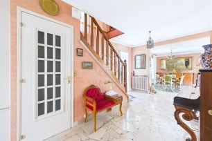 Maison à vendre 8 pièces de 198 m² à Villiers-sur-Marne