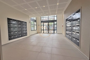 Appartement à vendre 2 pièces de 48,88 m² à Saint-Maur-des-Fossés