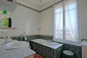 Maison à vendre 5 pièces de 168,25 m²