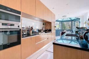 Maison à vendre 7 pièces de 167,65 m² à Saint-Maur-des-Fossés