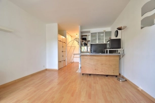 Appartement à vendre 1 pièces de 24 m² à Saint-Maur-des-Fossés