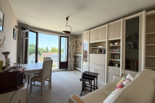 Appartement à vendre 2 pièces de 41,78 m² à Saint-Maur-des-Fossés