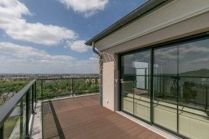Appartement à vendre 6 pièces de 130,21 m² à Saint-Maur-des-Fossés