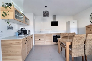 Appartement vendu 3 pièces de 64,44 m² à Rousset