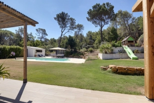 Maison vendu 5 pièces de 141,42 m² à Peynier