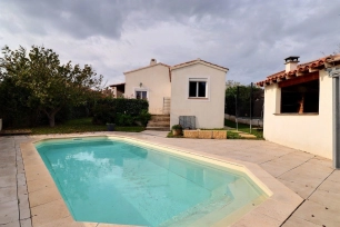 Maison vendu 5 pièces de 105 m² à Saint-Chamas