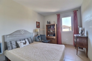 Maison vendu 4 pièces de 87 m² à Pélissanne