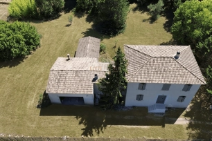 Maison à vendre 5 pièces de 132 m² à Nans-les-Pins