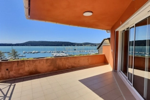Appartement à vendre 4 pièces de 82 m² à Saint-Chamas