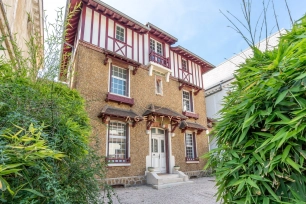 Maison à vendre 7 pièces de 215 m² à Nogent-sur-Marne
