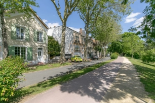 Maison à vendre 6 pièces de 148,78 m² à Saint-Maur-des-Fossés