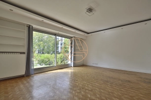 Appartement à vendre 4 pièces de 97,05 m² à Saint-Maur-des-Fossés