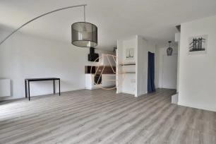Maison à vendre 5 pièces de 89 m² à Saint-Maur-des-Fossés